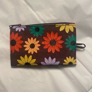 NWOT Small BAGGU Go Pouch in Raisin Daisy